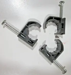 Cambridge 301291 Pack Of 100 - Resources 1/2 Inch Plastic Half Clamp
